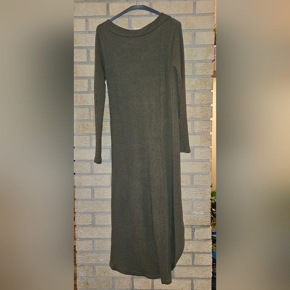 NWOT Casual high low ribbed top. - Picture 4 of 5